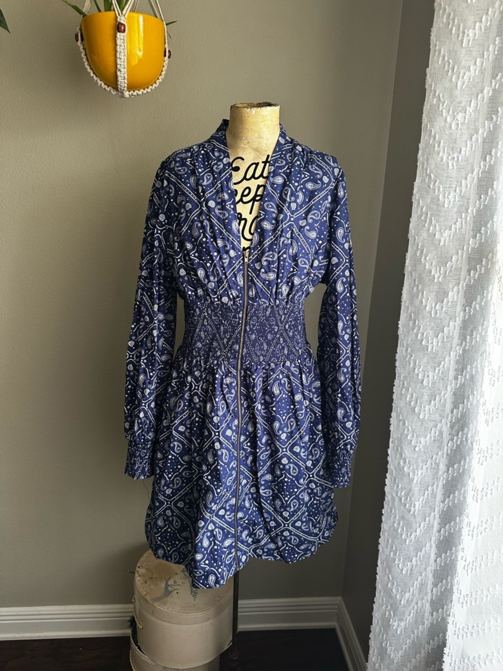 NWT Sugarlips Navy Bandana Print  Zip-Front Dress